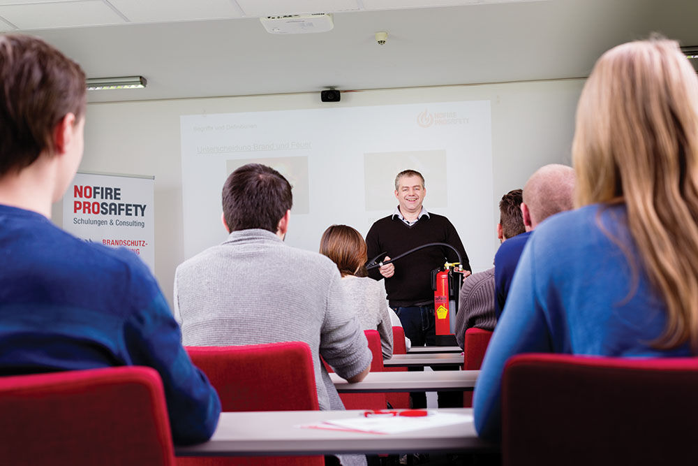 N2 Fortbildung Teilnehmer:innen im Kurs